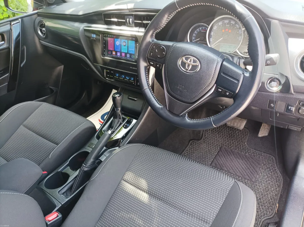 Toyota Auris 1.5 Petrol NOT HYBRID Automatic, 2017 - Image 4