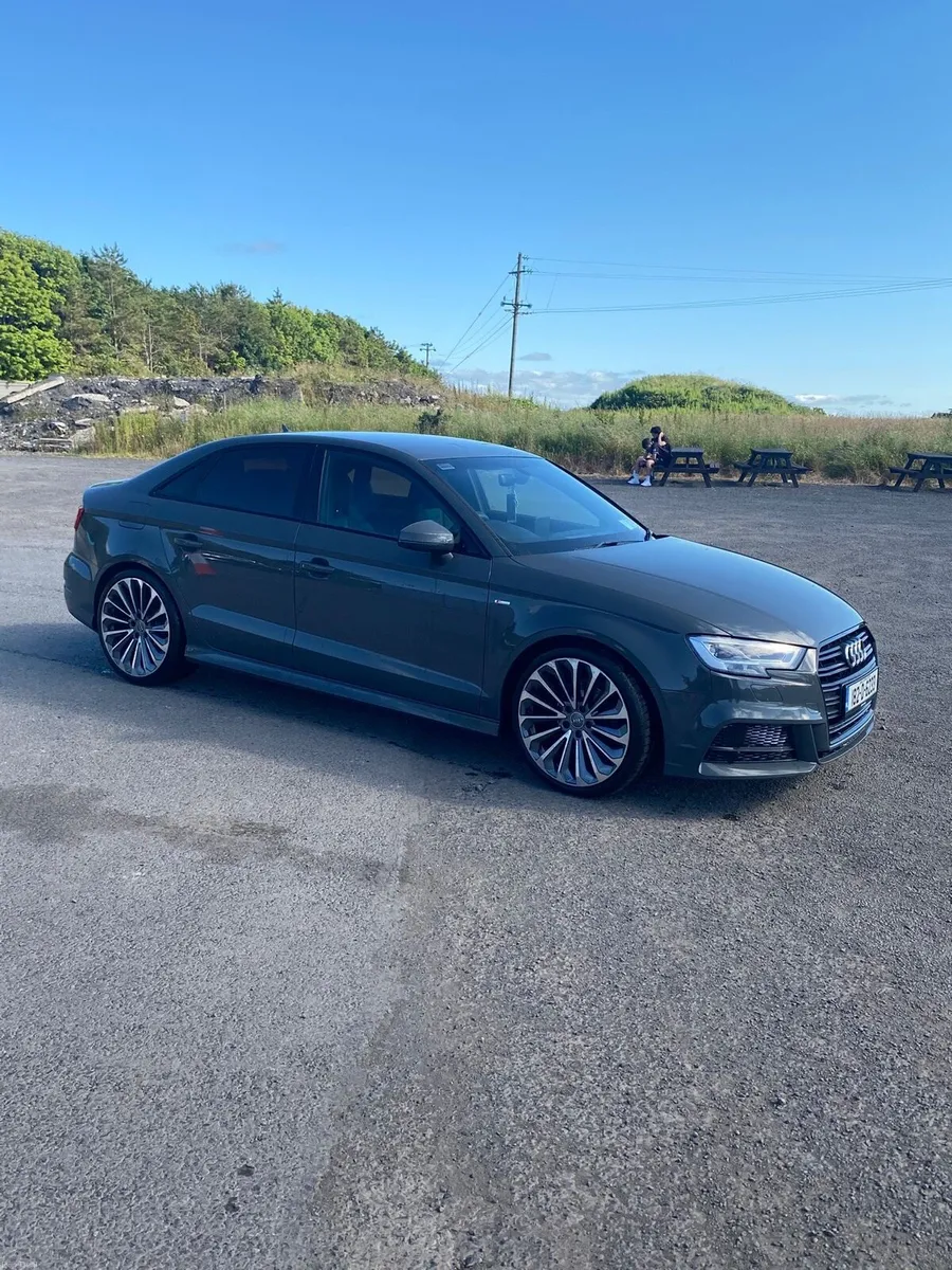 Audi A3 2018 SLine - Image 2