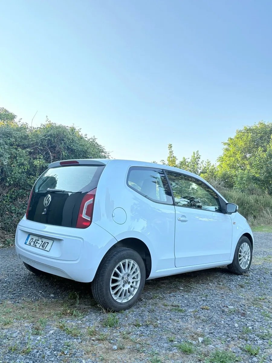 Volkswagen Up 2012 Automatic - Image 4