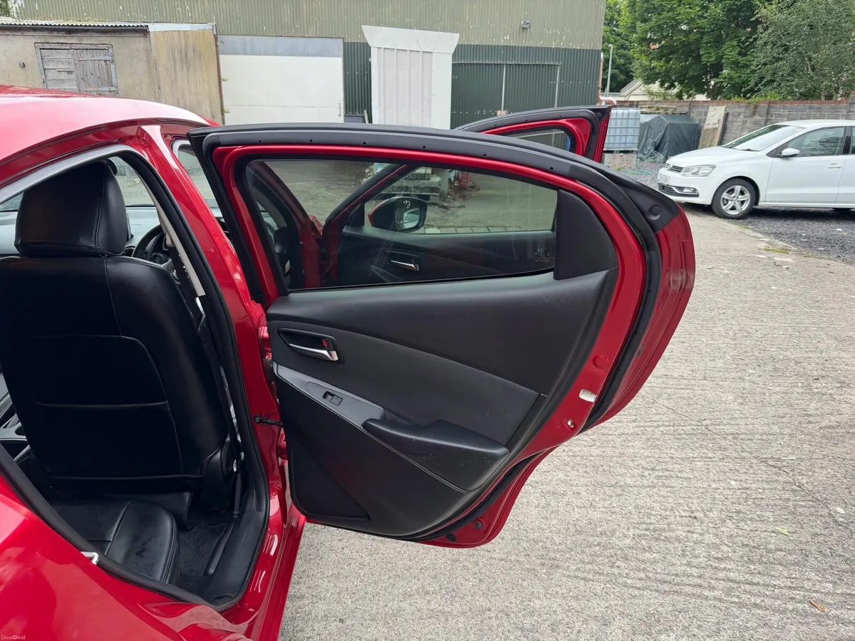 Mazda Demio 2015 - 1.5L diesel skyactive - Image 6