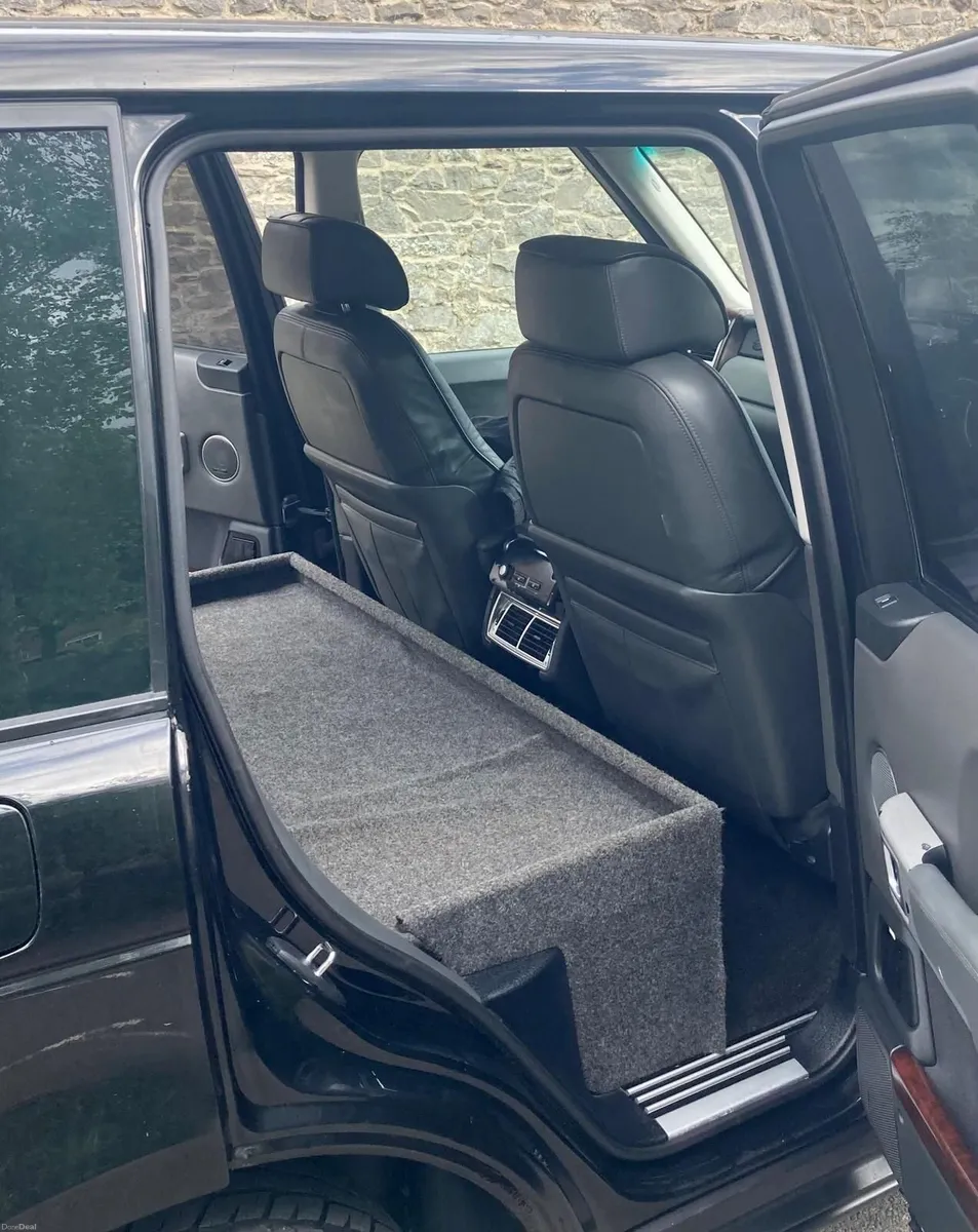 Range Rover Vogue L322...NEW CVRT & Taxed. - Image 3