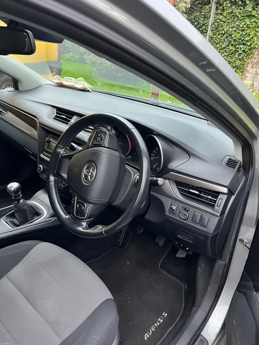 Toyota Avensis 2016 - Image 4
