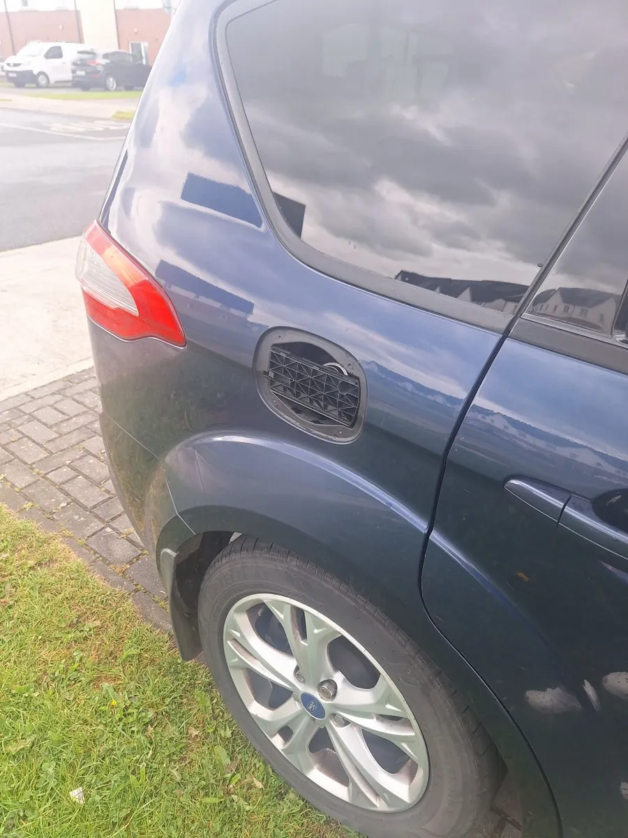Ford S-Max 2012 - Image 3