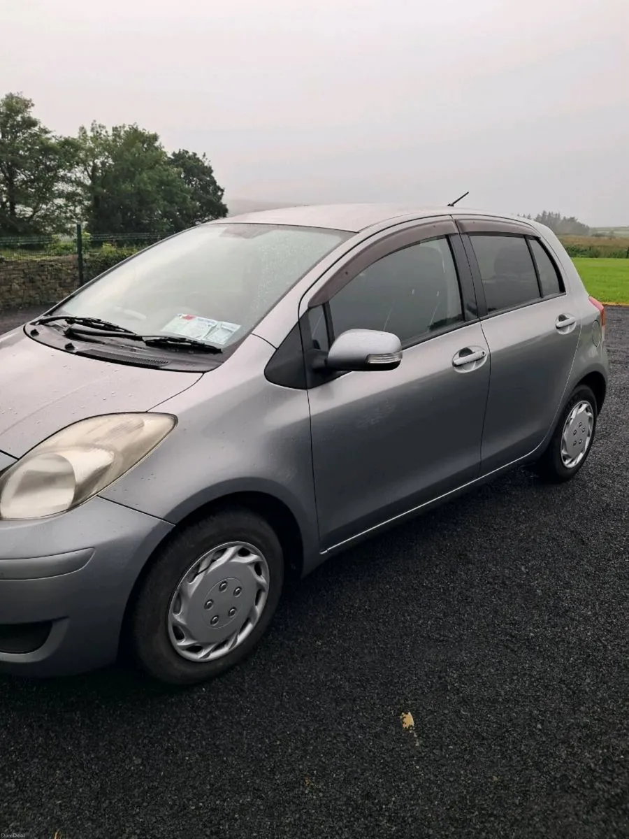 Toyota Yaris 2009 Automatic - Image 2