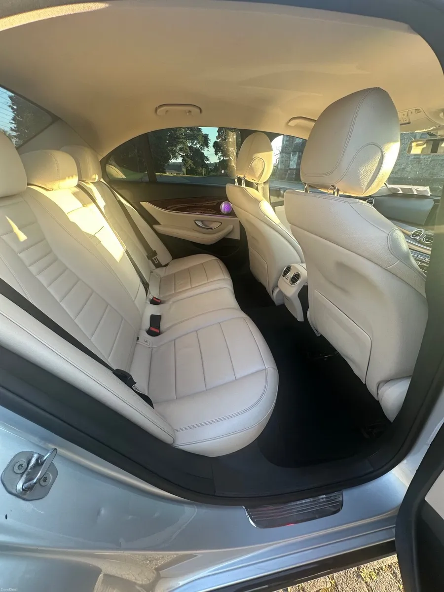 Mercedes-Benz E-Class 2017 - Image 2
