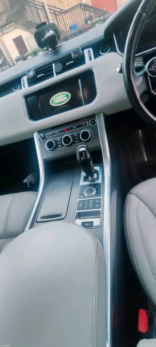 Range Rover sport - Image 1
