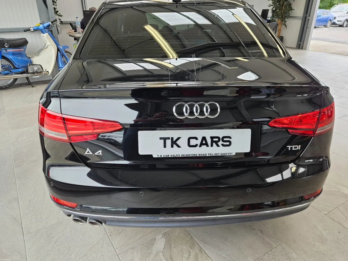 16 AUDI A4 SPORT 2.0 DIESEL 190  HP - Image 4