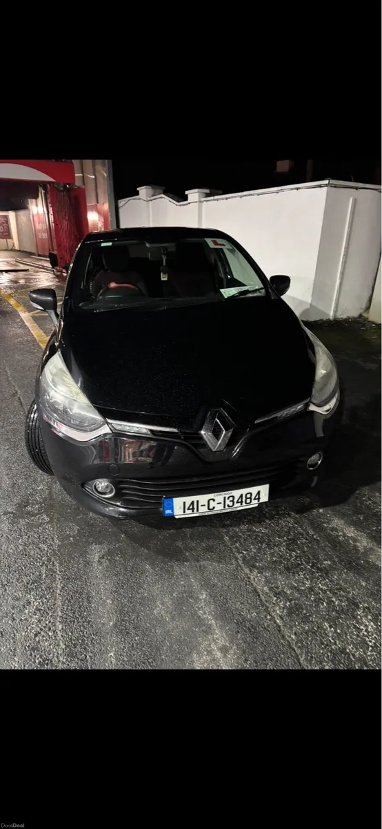 Renault Clio - Image 1