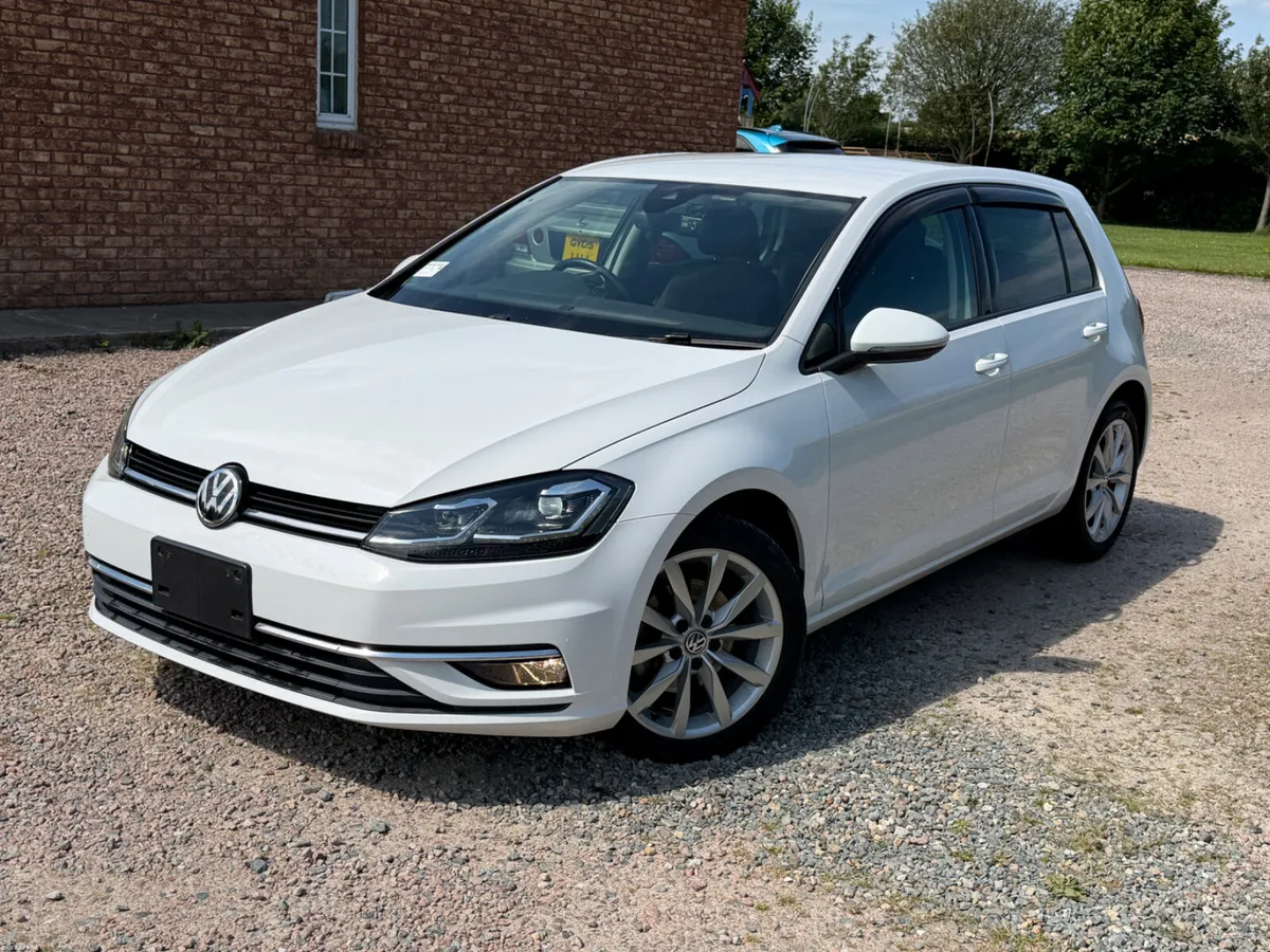 191 Volkswagen Golf Comfortline Tech Edition - Image 2