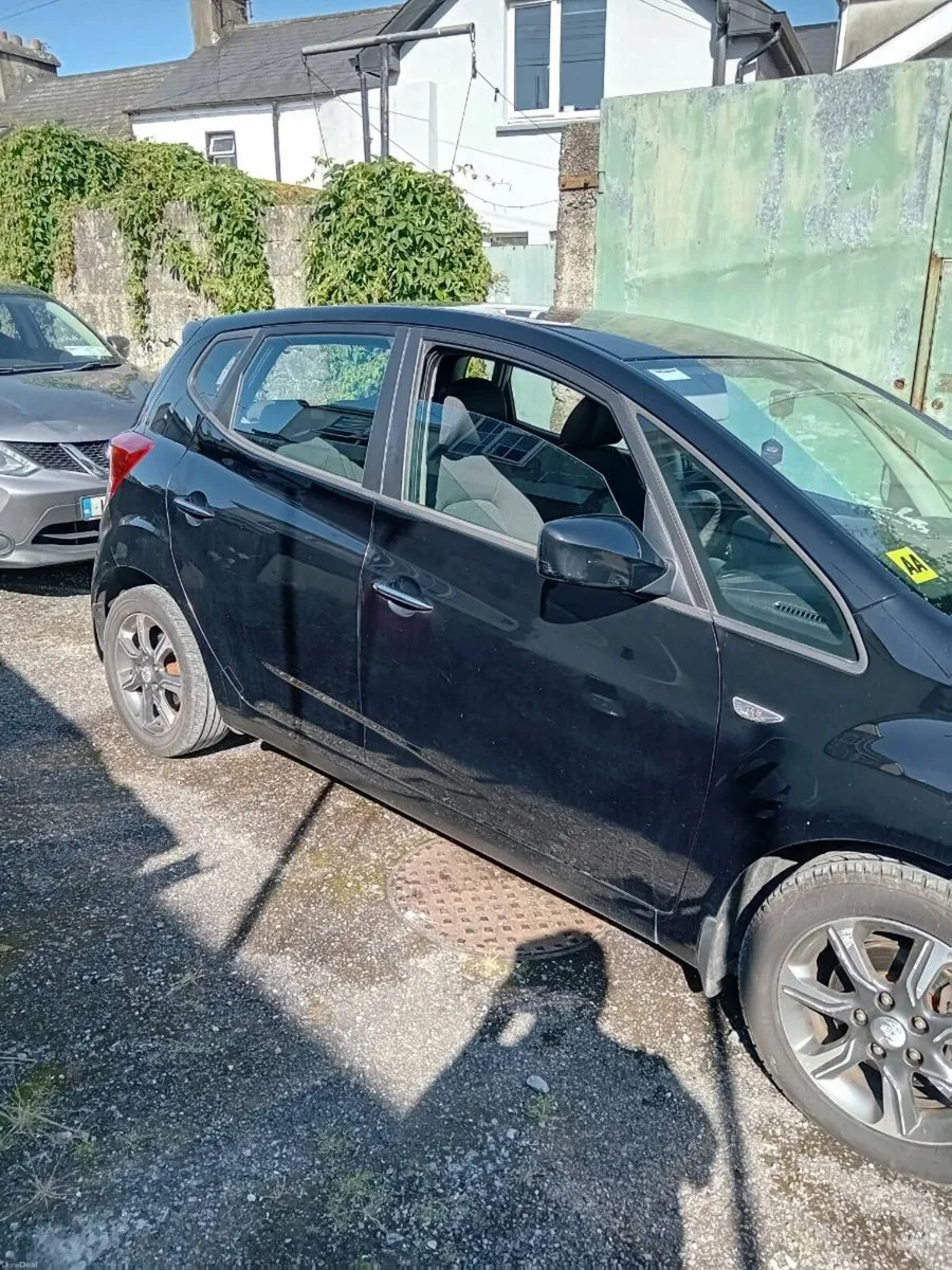 Hyundai ix20 - Image 2