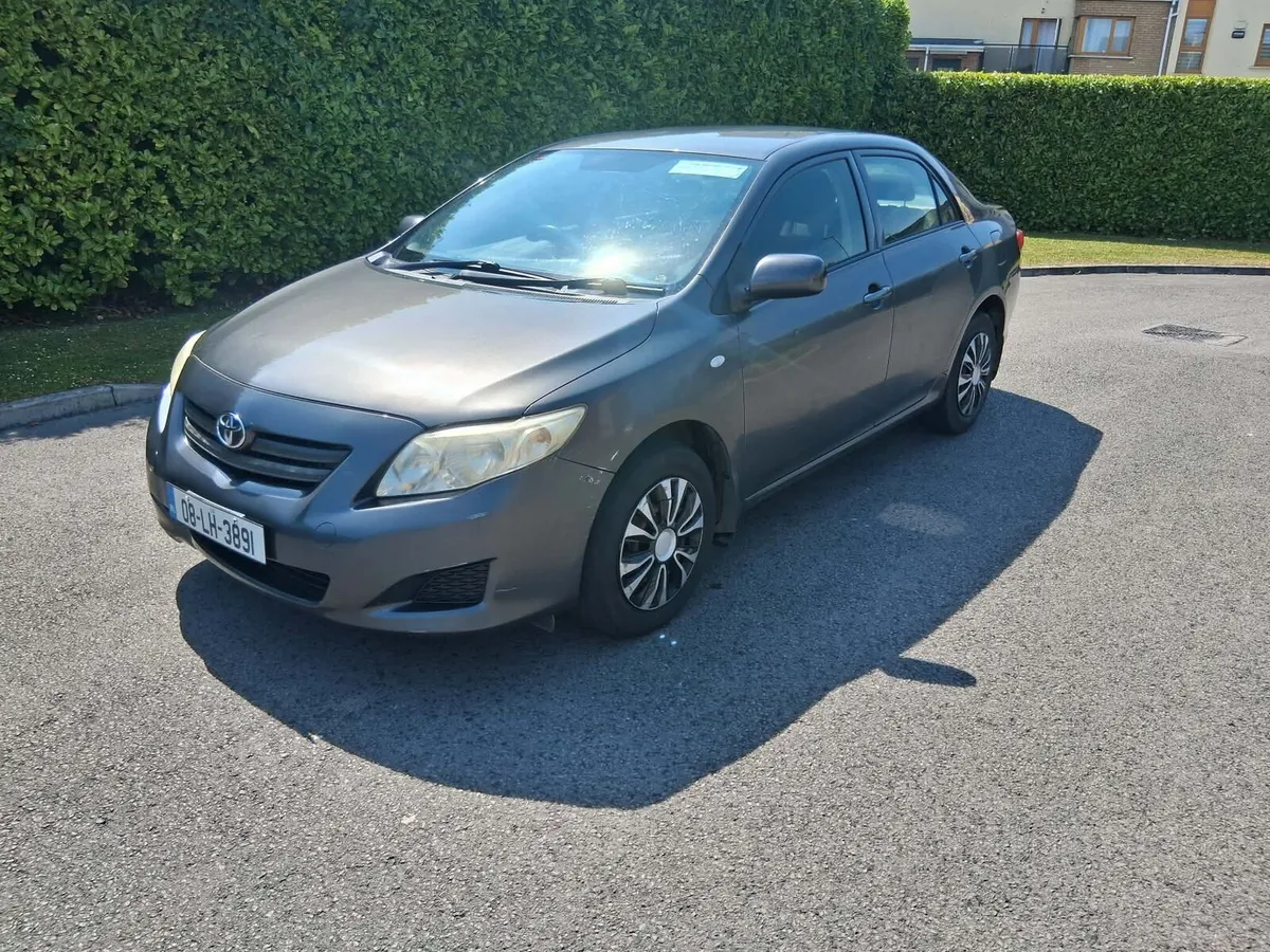2008 toyota corolla NCT 11/26 - Image 2
