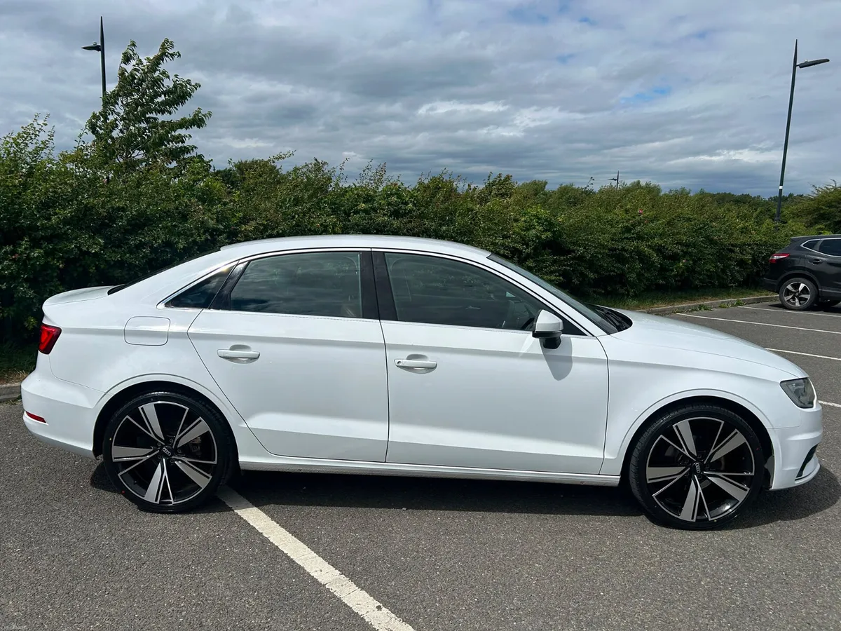 AUDI A3 SALOON 2016 AUTOMATIC - Image 5