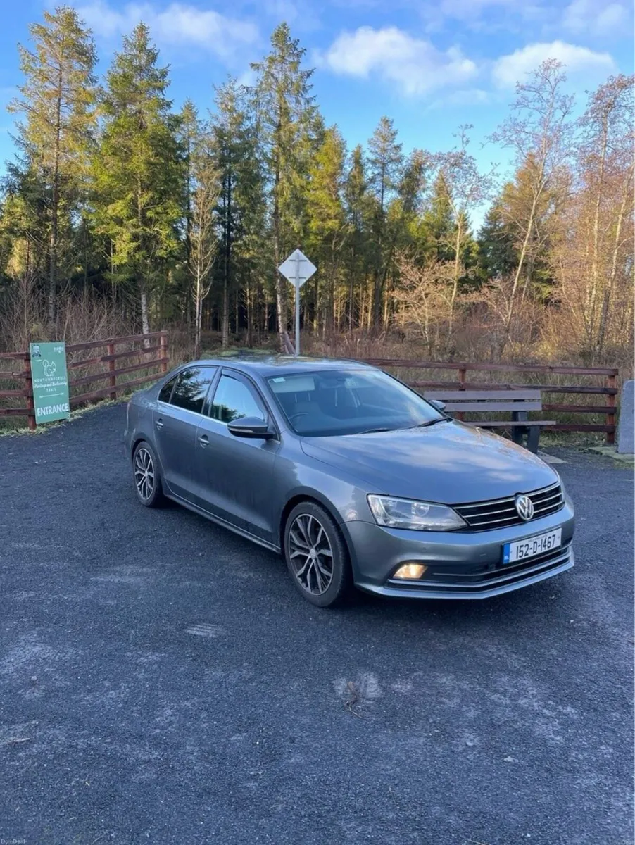 152 Volkswagen Jetta - Image 2