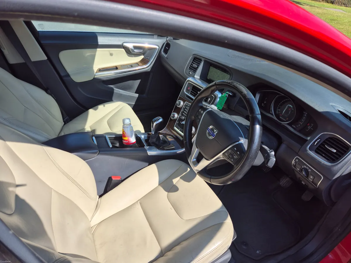 Volvo S6 D2 Manual. NCT. Full Leather.High Spec - Image 5