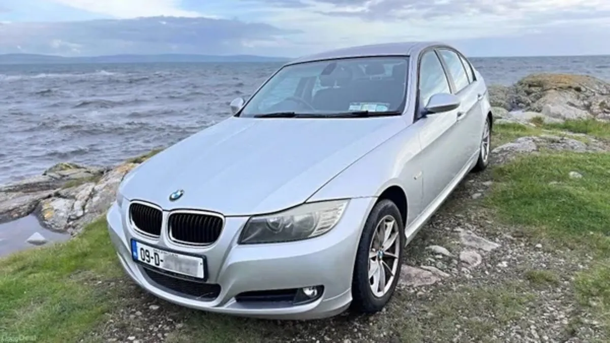 BMW 3-Series 2009