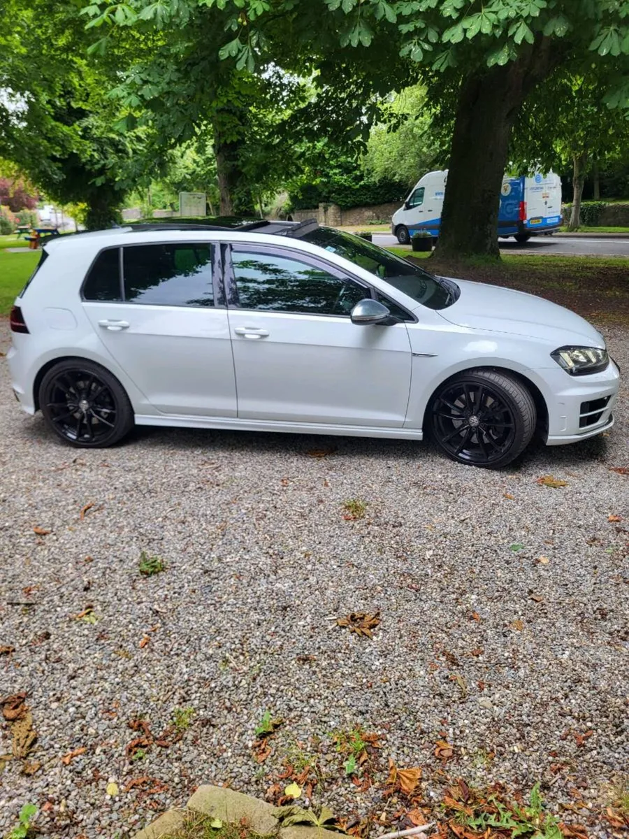 VW Golf R - Image 2