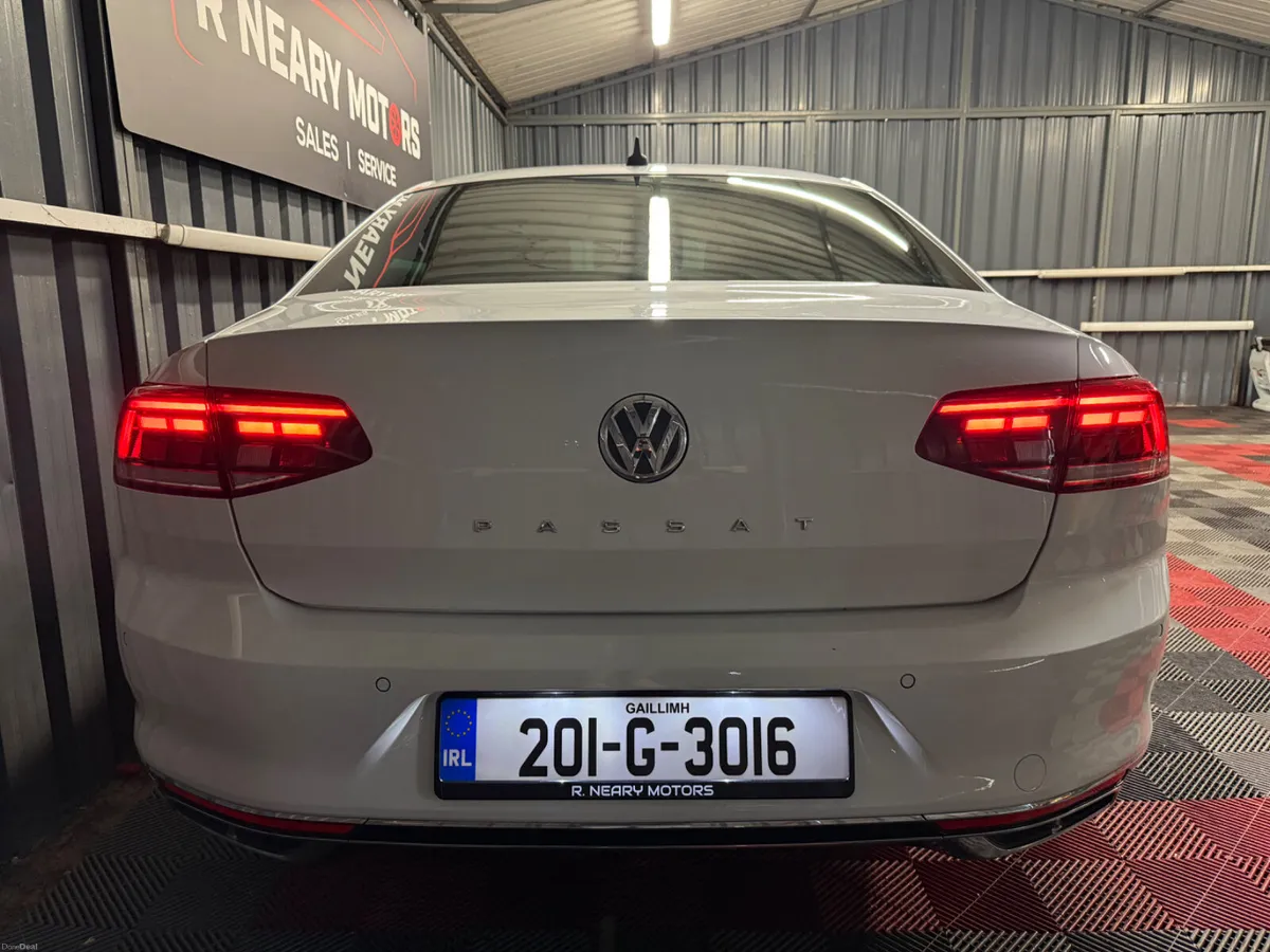 2020 Volkswagen Passat 2.0 TDI 150HP R-Line DSG - Image 2