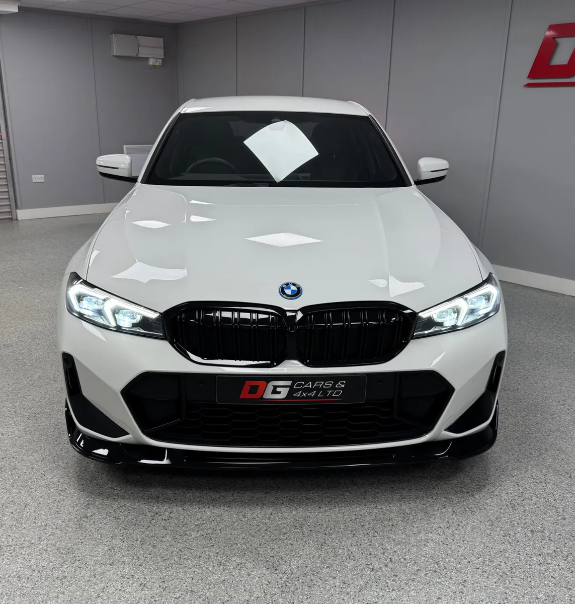 2022 BMW 330E M Sport LCI Automatic - Image 2