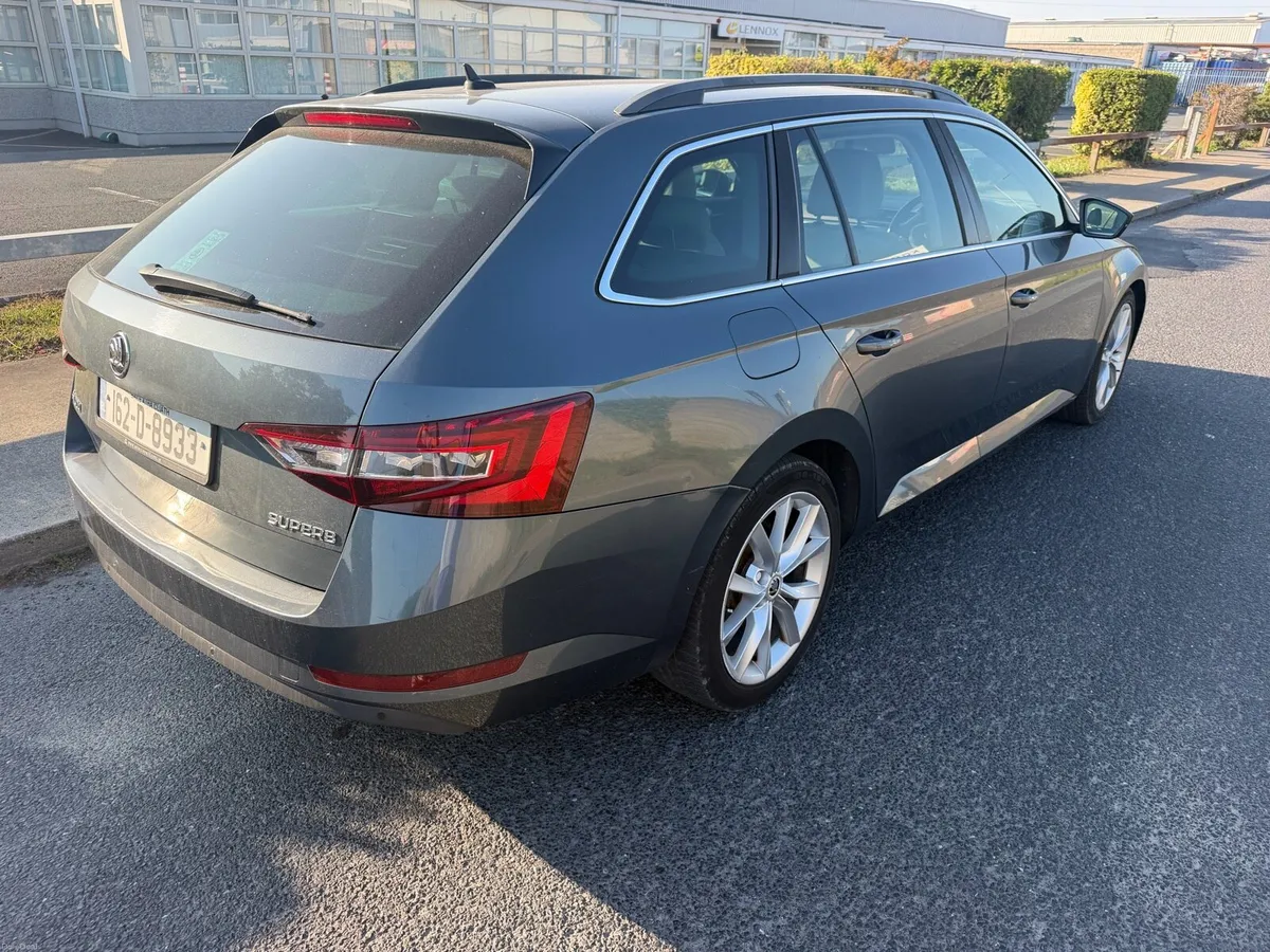 2016 Skoda Superb Ambition TDI Estate - Image 5
