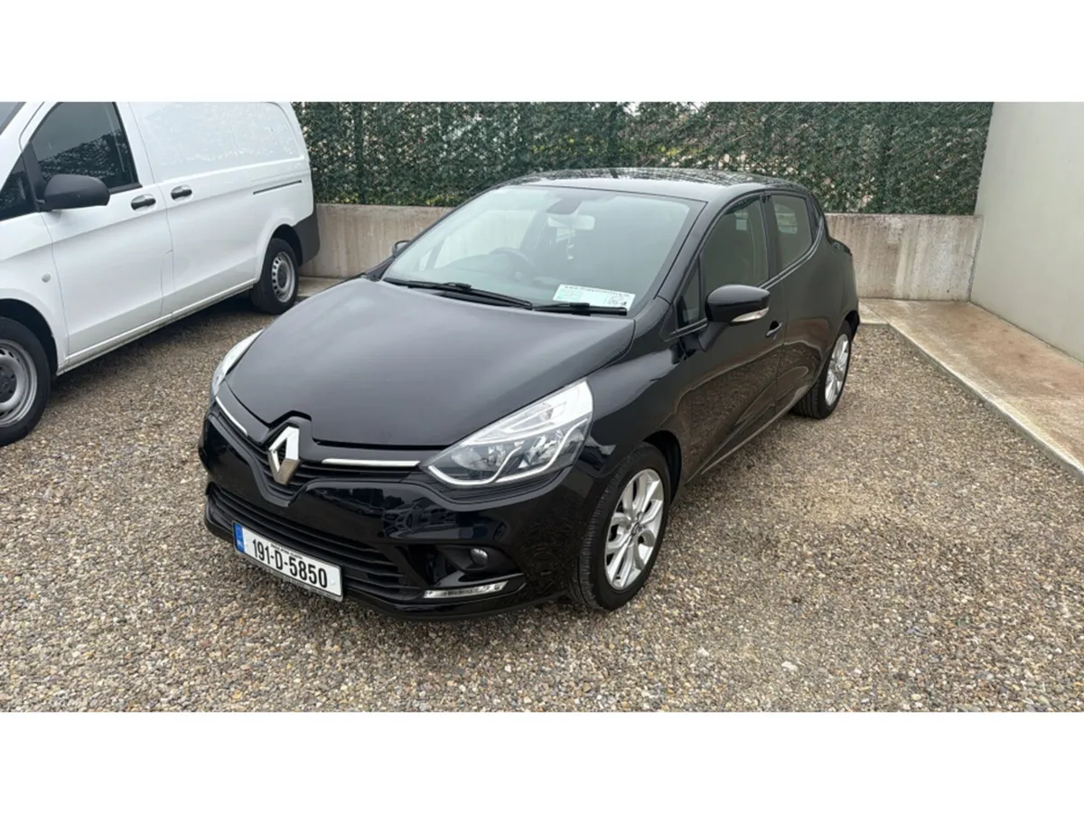 Renault Clio IV DYNAMIQUE NAV TCE 90 M 4DR - Image 2