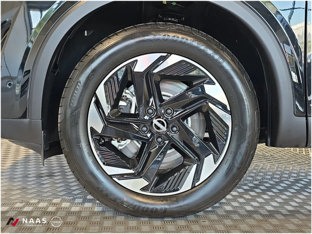 Nissan Qashqai 262 Reg E-POWER SV PREMIUM - Image 6