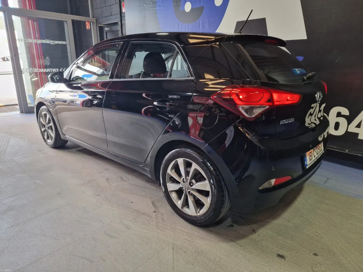 Hyundai i20 1.2 DELUXE **NEW TYRES AND FULL SERVIC - Image 6