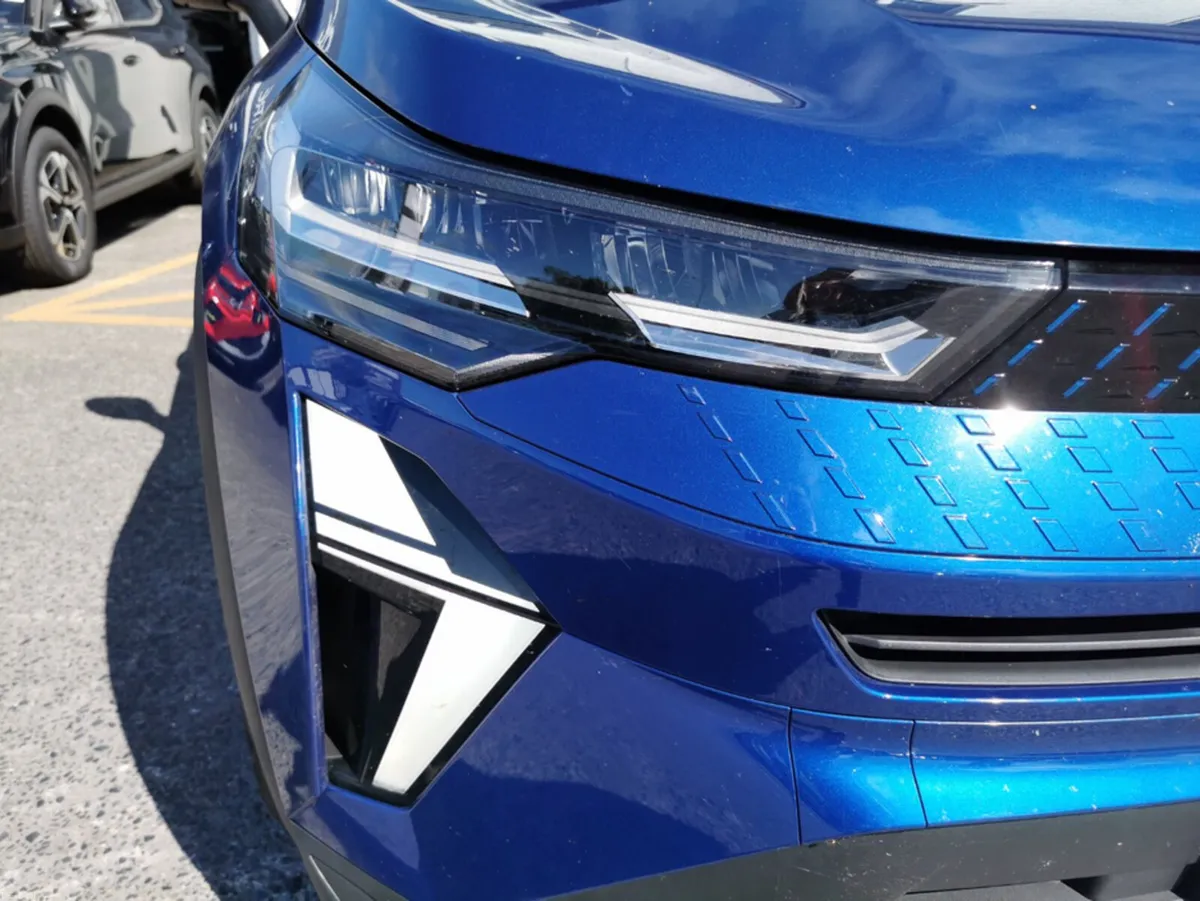 Renault Captur EVOLUTION E-TECH HYBRID - Image 3