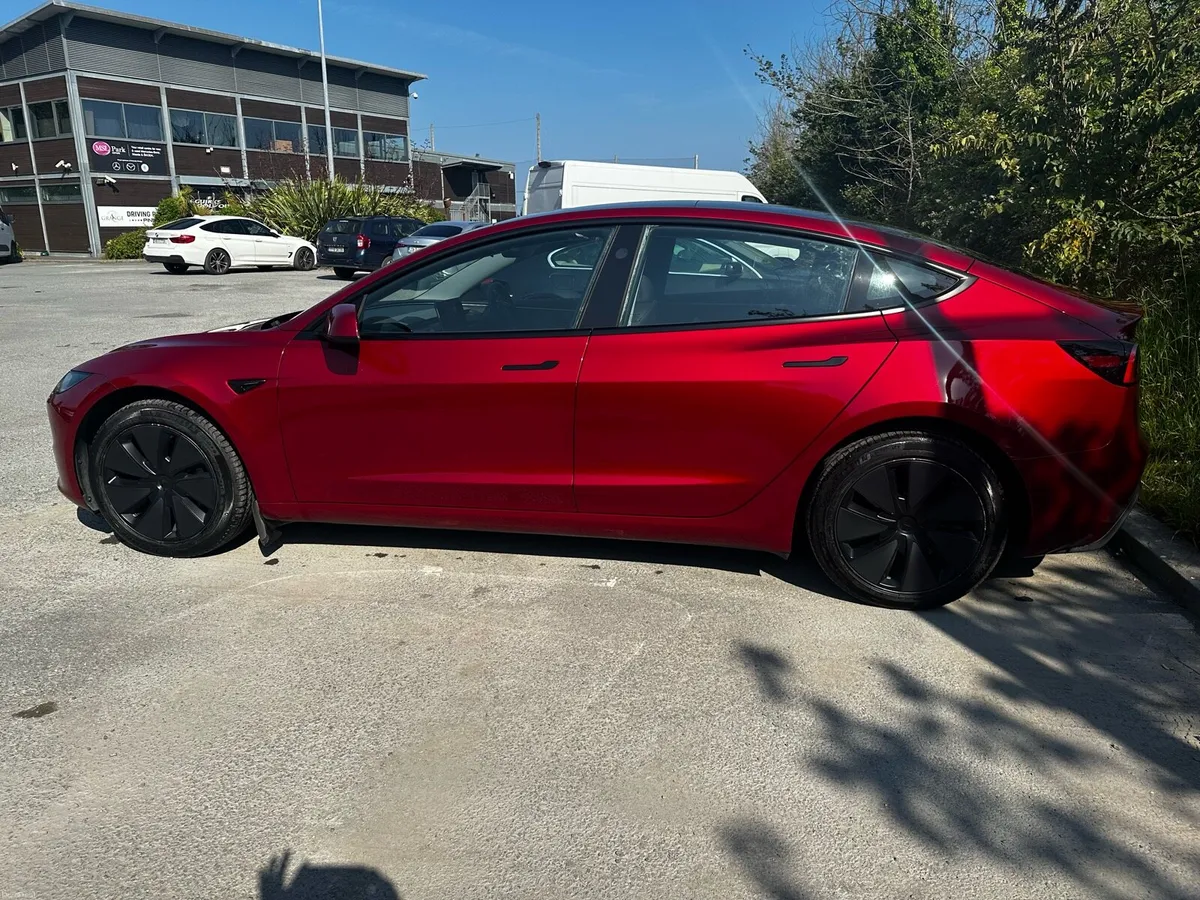Tesla Model 3 Highland RWD | Ultra Red | 13,000km - Image 3