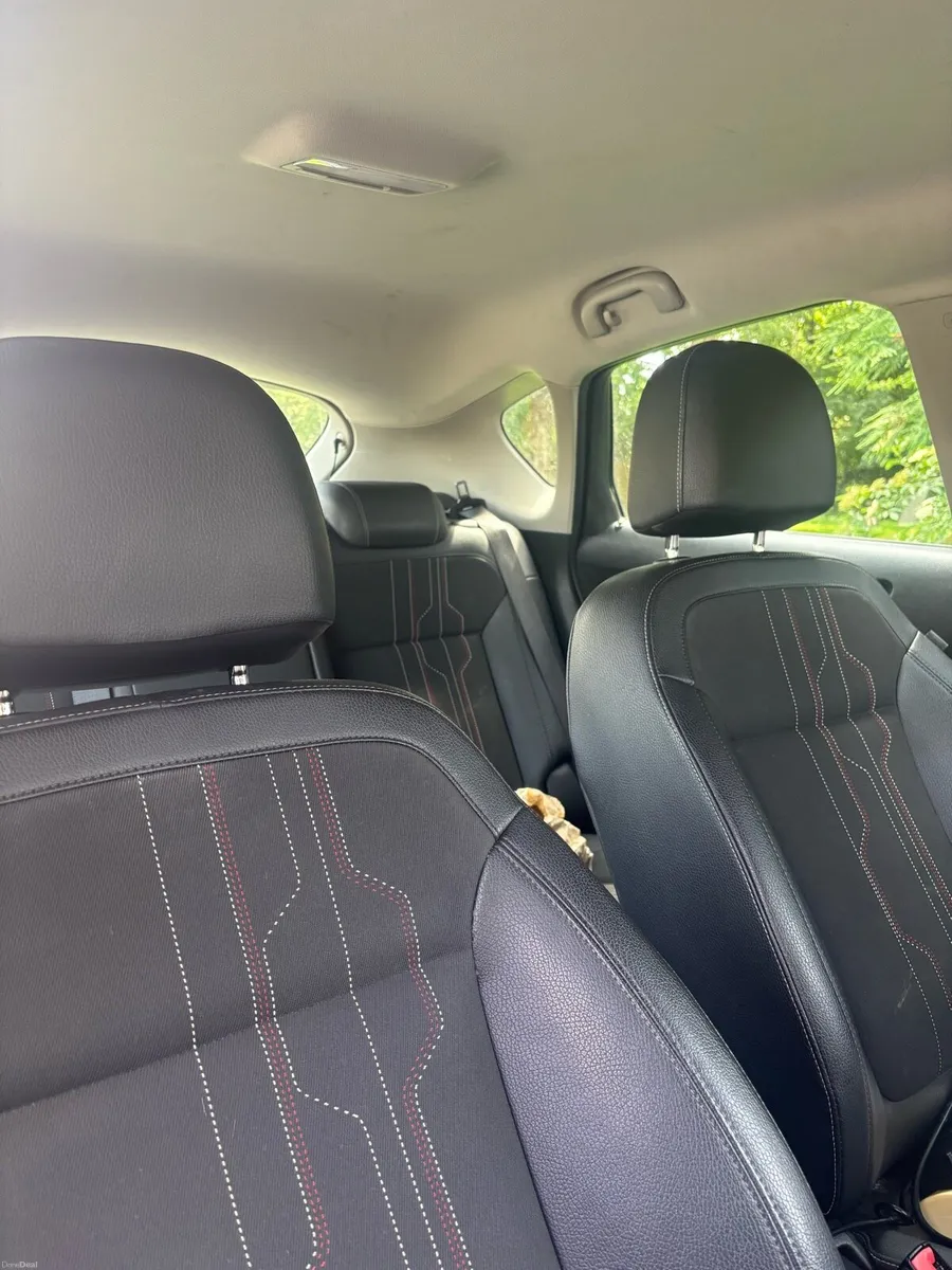 Vauxhall Astra fresh NCT July 2027 - Image 3