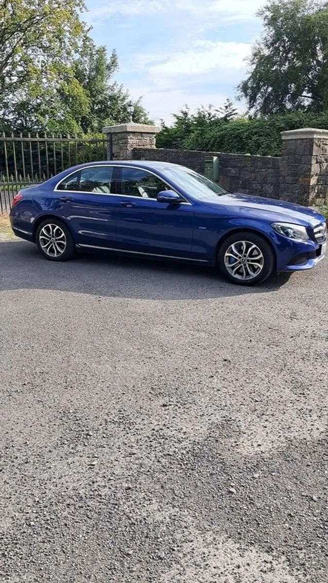2018 Mercedes-benz C-class - Image 3