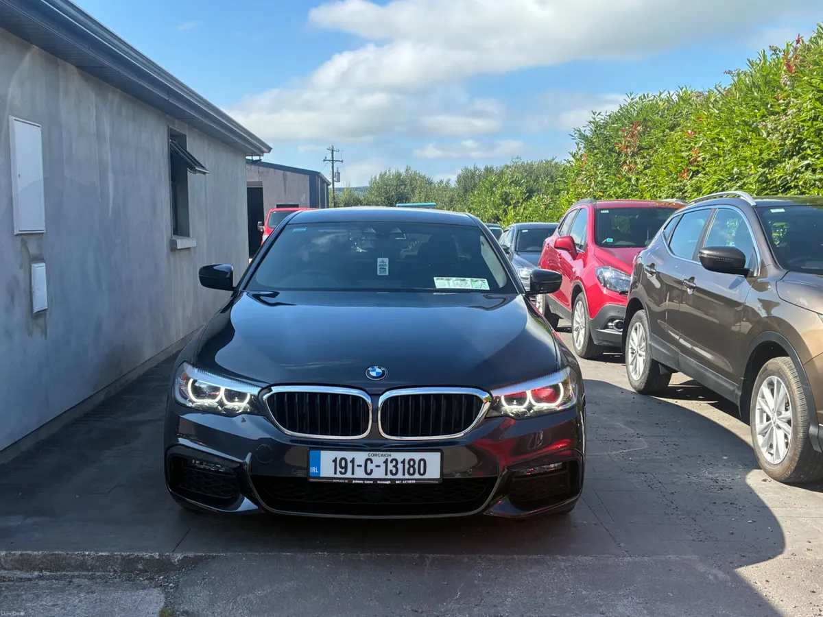 BMW 5-Series 2019 - Image 2