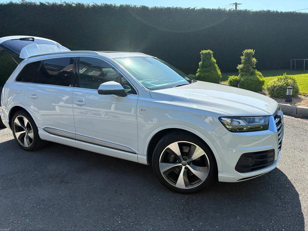 Audi Q7 2015 - Image 5