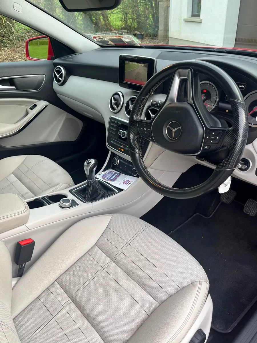 Car - Image 4