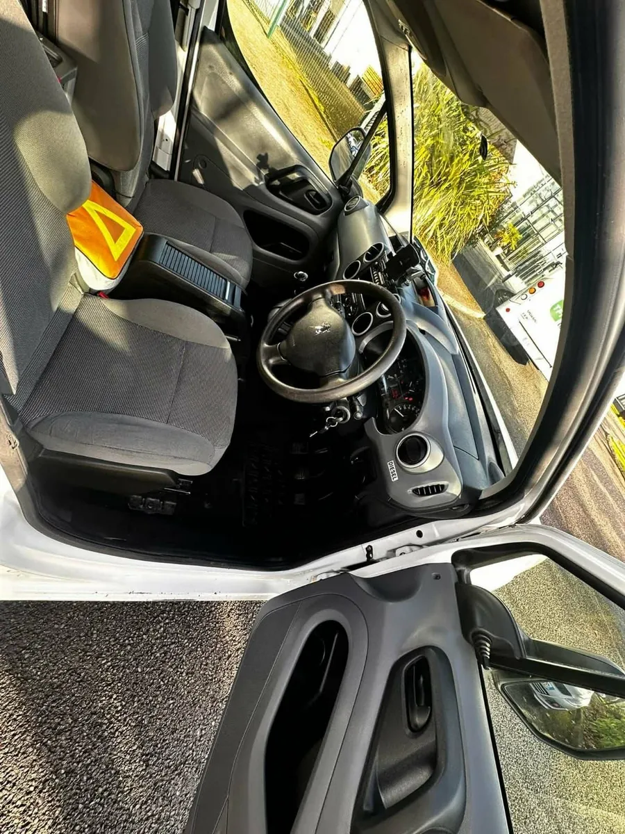 Peugeot Partner 2009 - Image 3