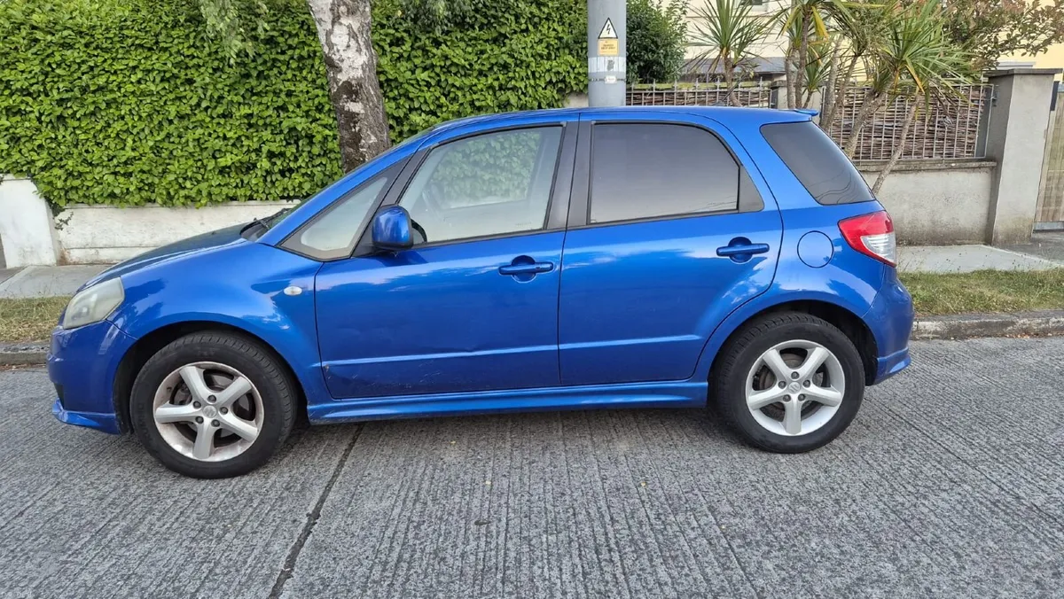 Suzuki SX4 Automatic - Image 3