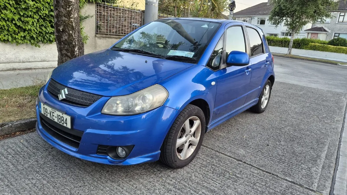 Suzuki SX4 Automatic - Image 2