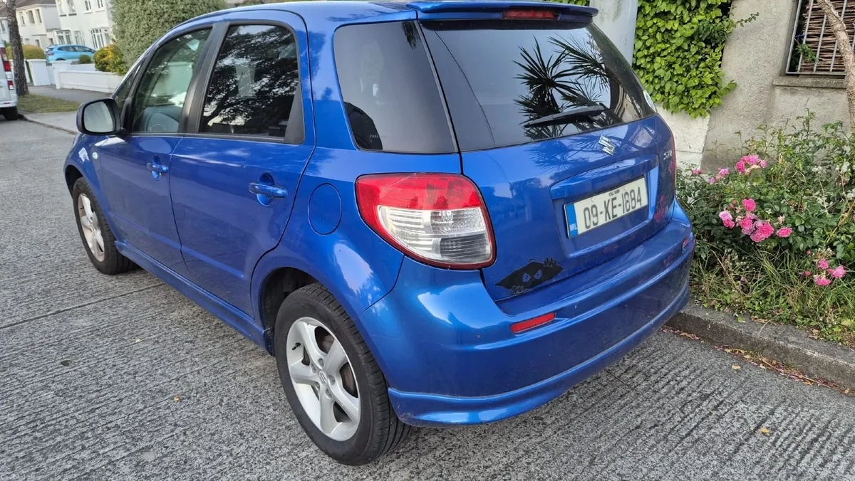 Suzuki SX4 Automatic - Image 4