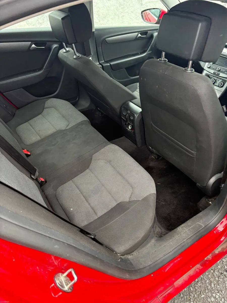 2011 Volkswagen passr 2.0 - Image 6