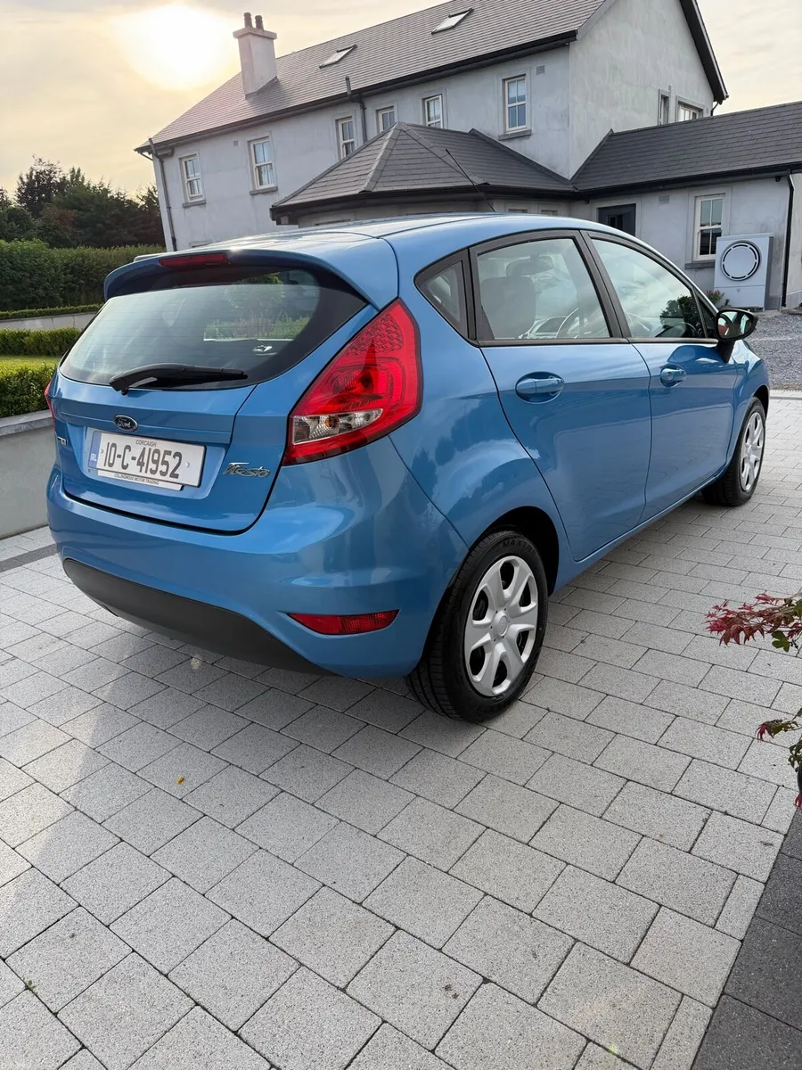 Ford Fiesta 1.4D 2010 - Image 4