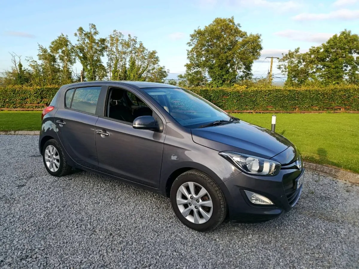 Hyundai i20 2014(142) NCT 06/27 TAX 9/26 - Image 1