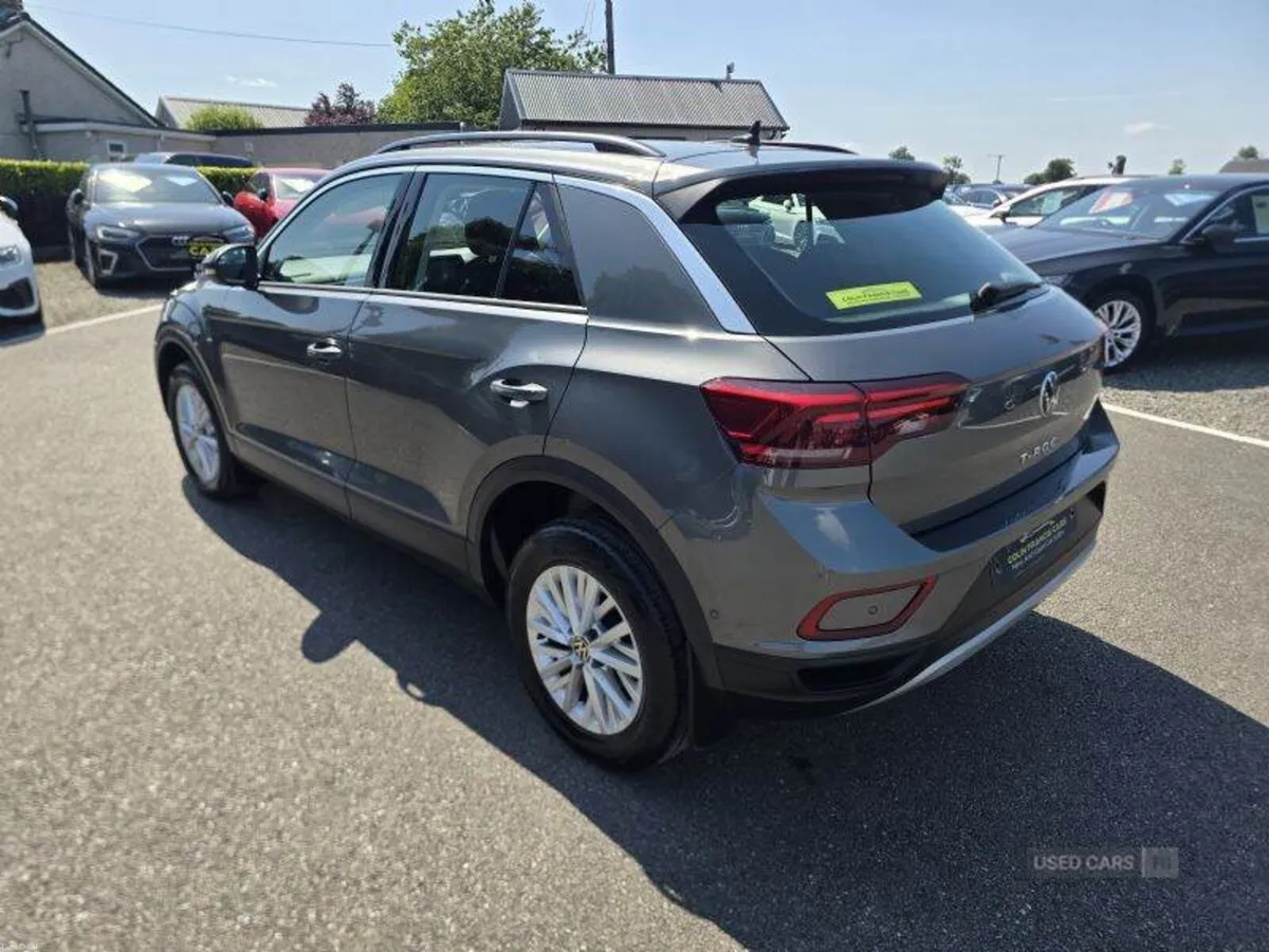 Volkswagen T-Roc Life - Image 3