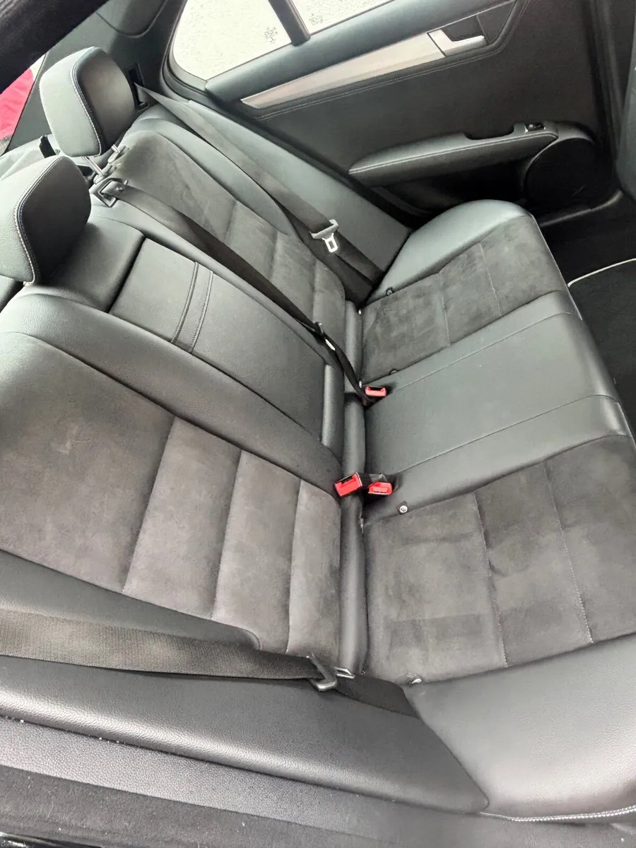 Mercedes-Benz C-Class 2014-NewNCT - Image 3