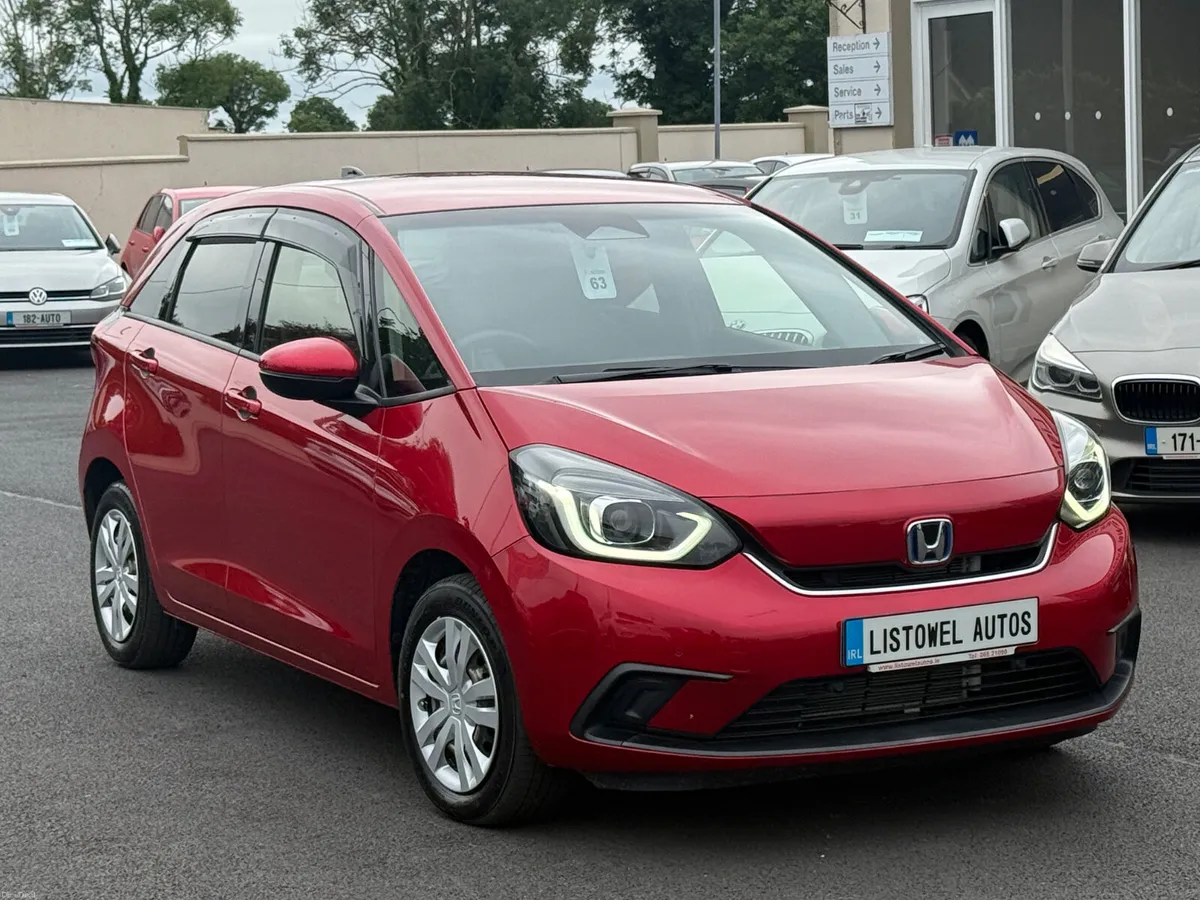212 HONDA FIT 1.5 PETROL HYBRID HOME  AUTOMATIC - Image 4