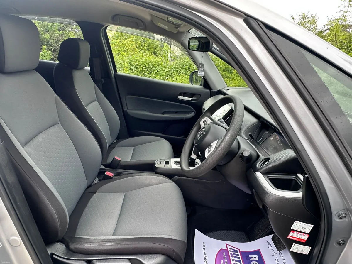 Honda Fit 2020 41K KM ONLY - Image 5