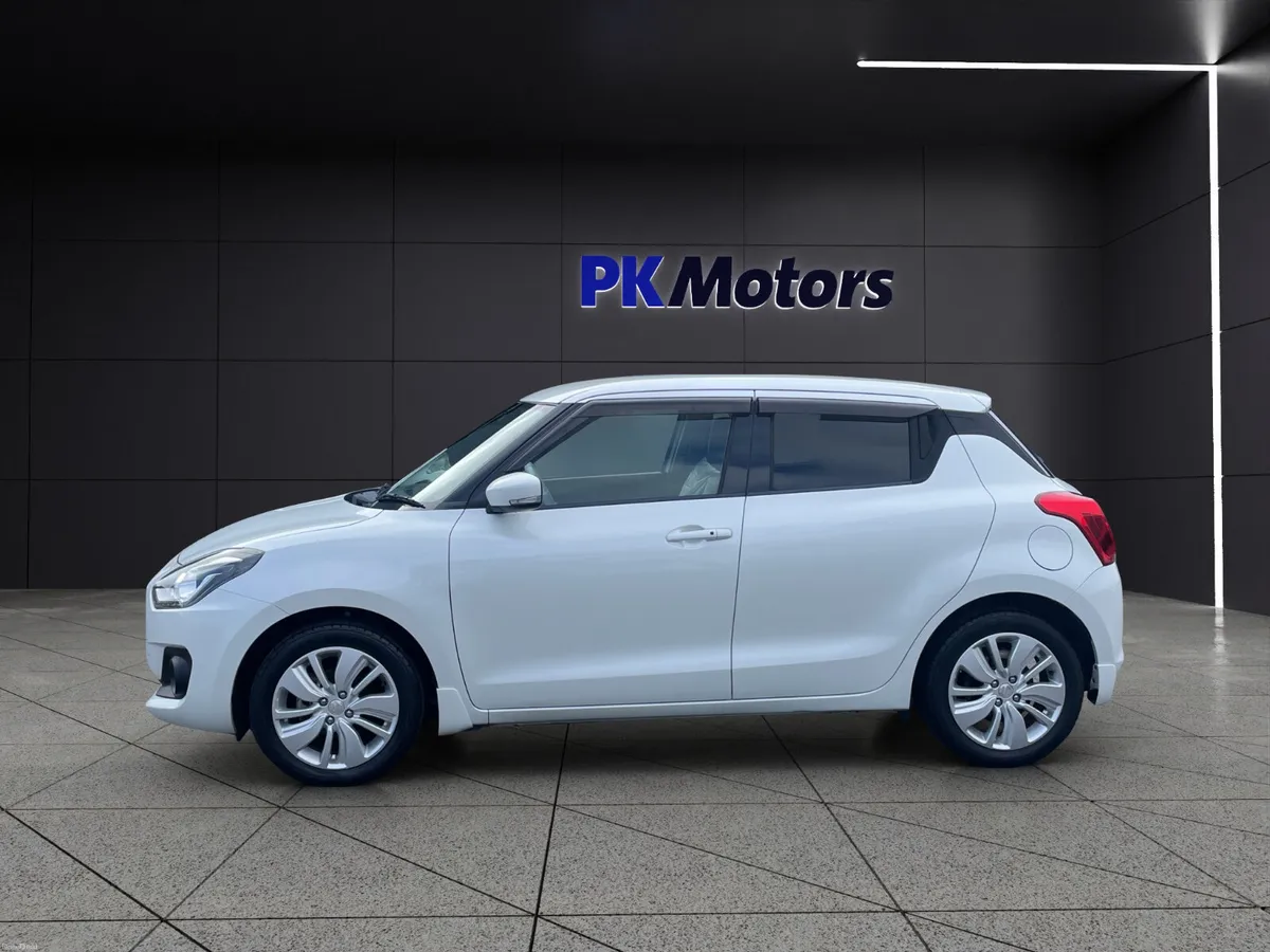 2017 Suzuki Swift 1.2 Hybrid - Image 3
