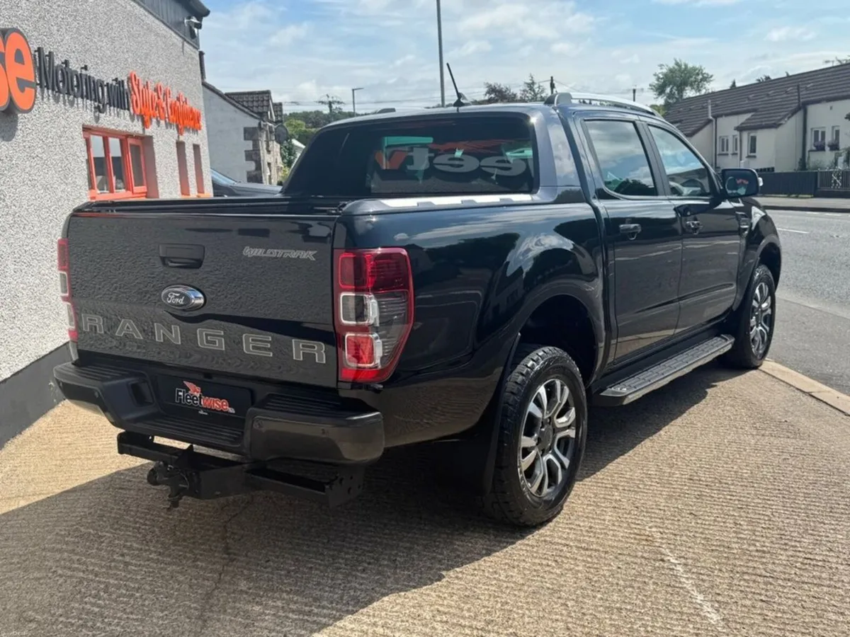 2.0 EcoBlue Wildtrak Pickup Double Cab 4dr Diesel - Image 4