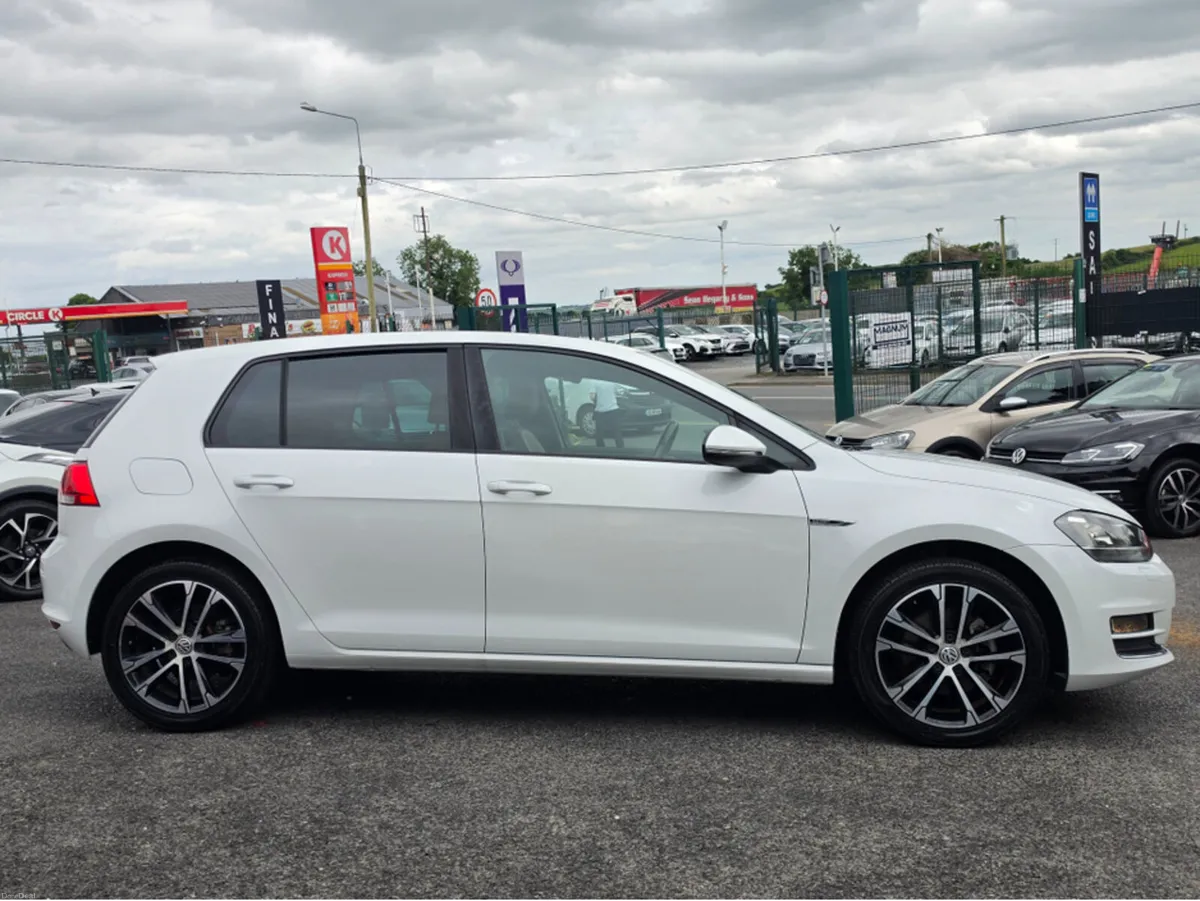 Volkswagen Golf 1.4 TSI AUTOMATIC - MILANO EDITION - Image 4
