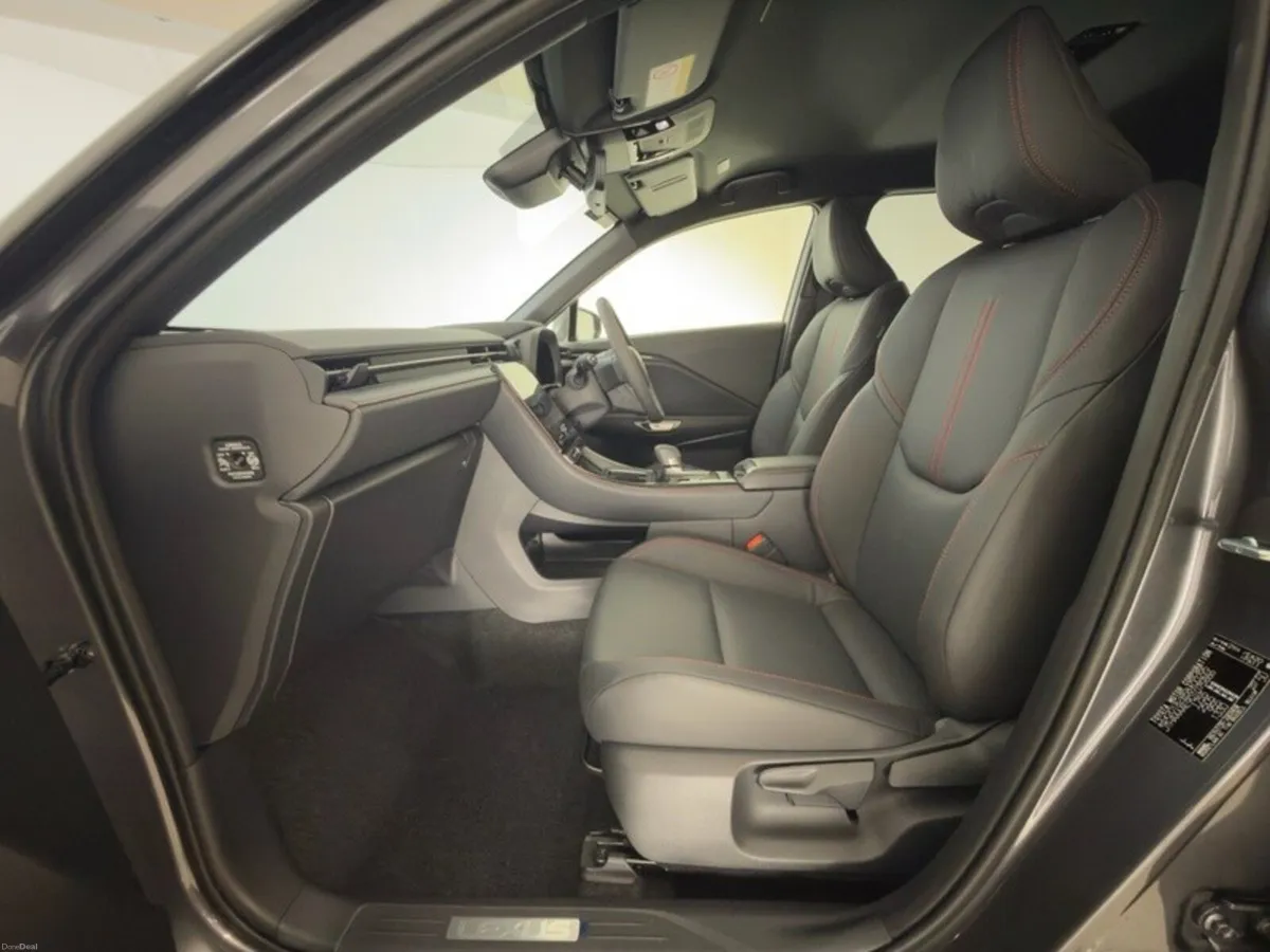 Lexus LBX Emotion - Image 6