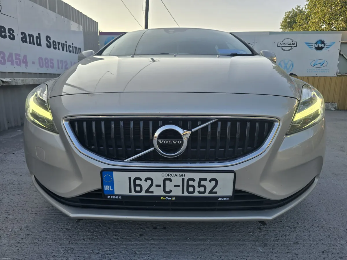 162 Volvo V40 2.0D D2 (120hp) Momentum Ed - Image 2