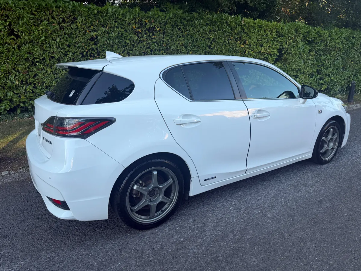 2015 Lexus CT 200h F Sport – Pearl White – €14,950 - Image 4